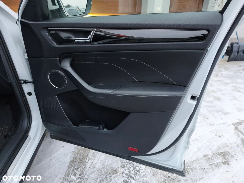 Skoda Kodiaq 2.0 TDI 4x4 L&K DSG - 25