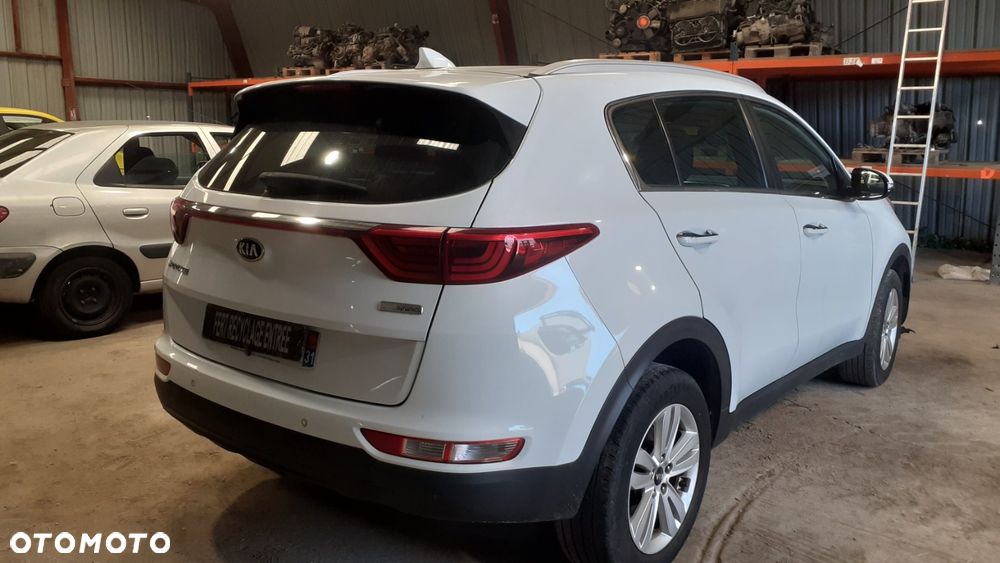 Kia Sportage 1.7 CRDI Business Line M 2WD - 23
