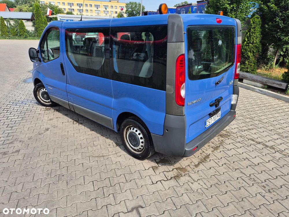 Renault Trafic L1H1 Passenger Lux - 15