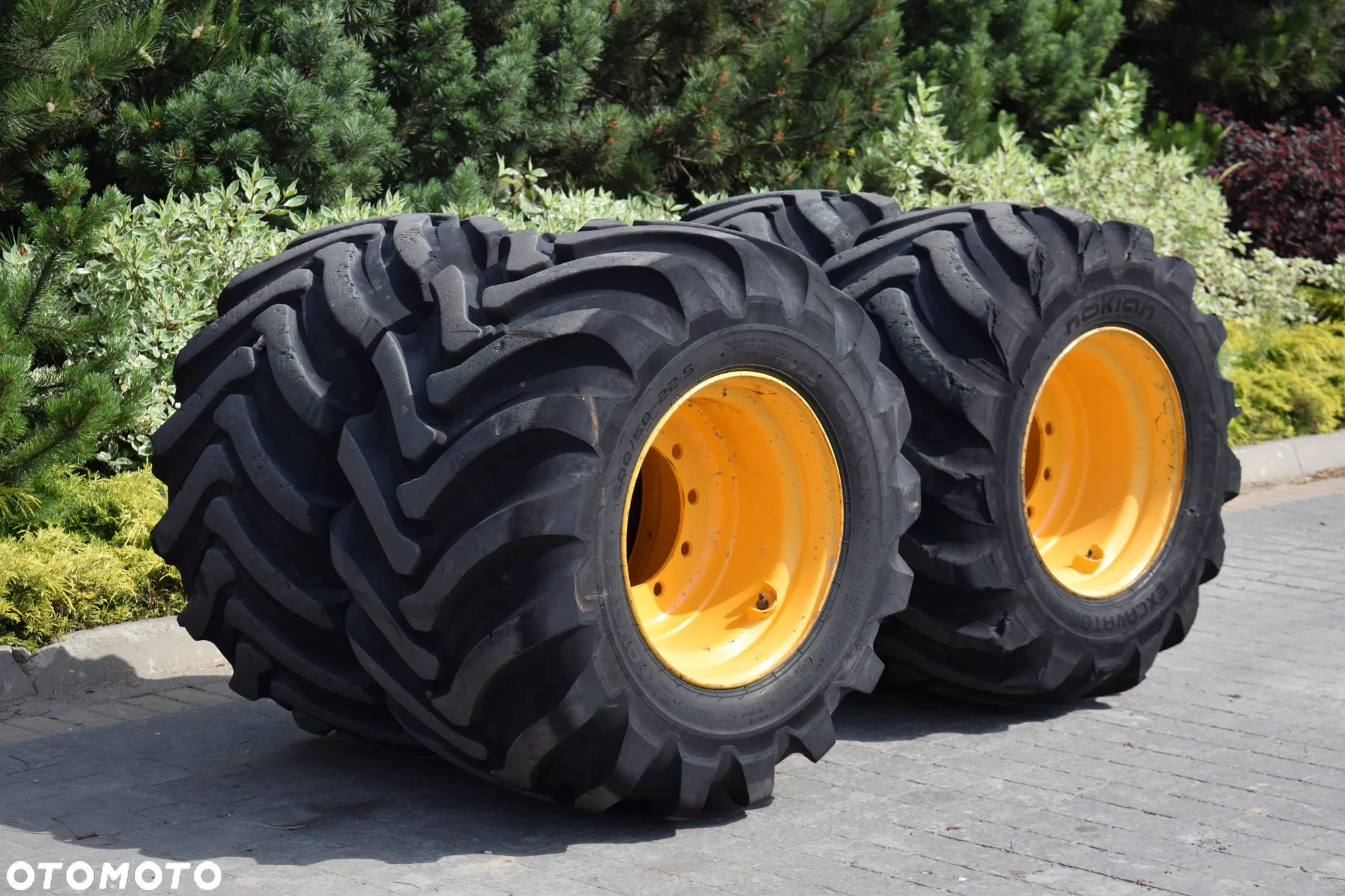 Koła R22.5 Nokian 600/50- 22.5 do koparki opony balony 24 płótna - 11