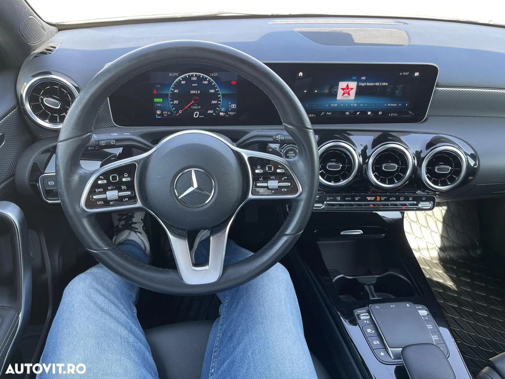 Mercedes-Benz A - 13