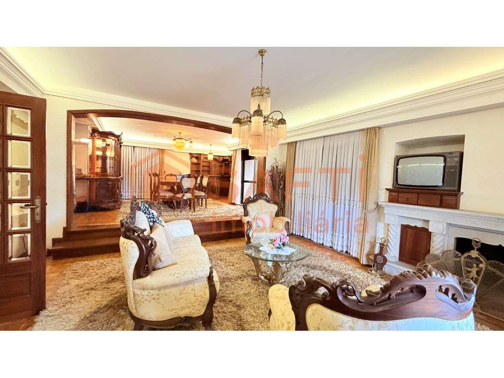 Moradia T6 - Maia / Vila do Conde / Porto - Grande imagem: 3/29