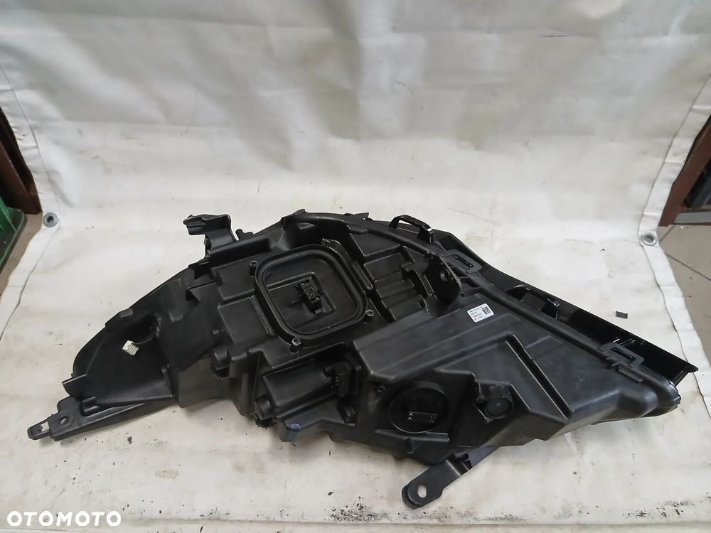Opel Astra K Prawy Reflektor Główny Przedni 7967200000 - 3