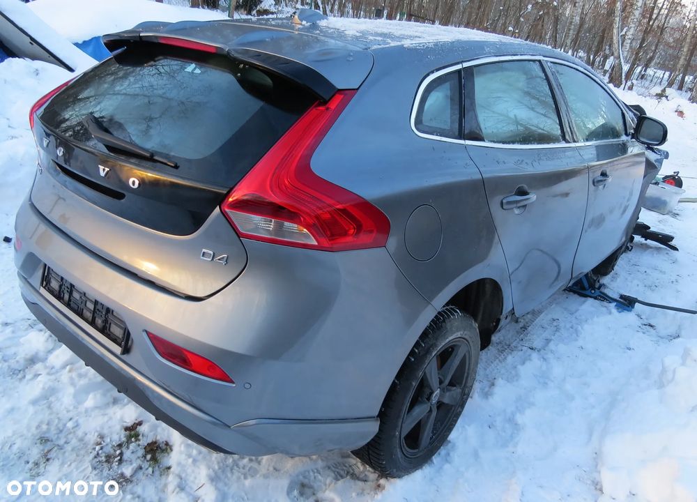 VOLVO V40 II 2.0 D4 D4204T14 LAKIER 714-16 NA CZĘŚCI - 5