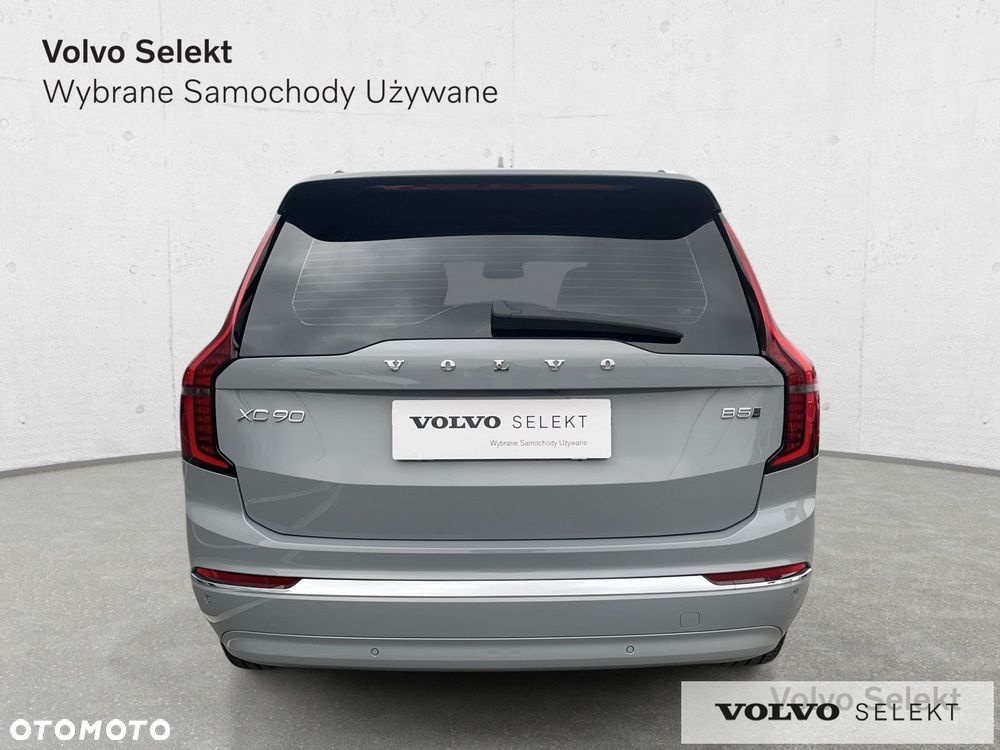 Volvo XC 90 - 8