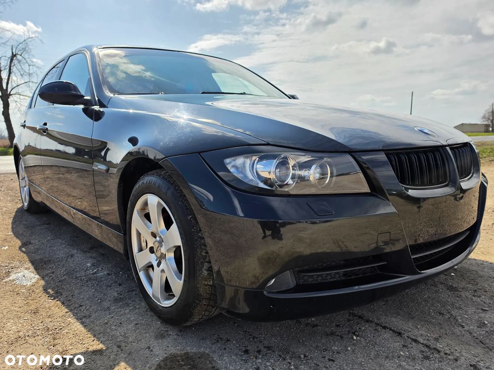 BMW Seria 3 325i - 3