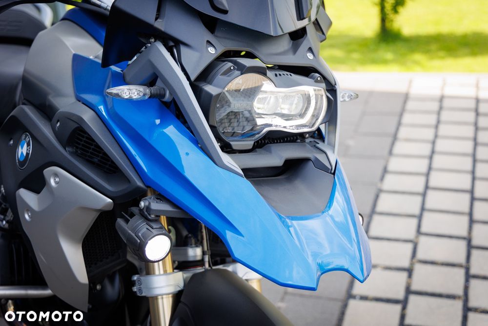 BMW R - 6