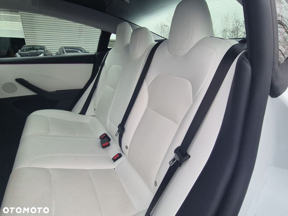 Tesla Model 3 Long Range RWD - 14