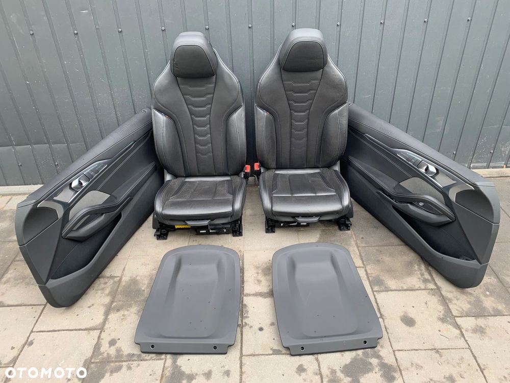 FOTELE TAPICERKA BMW 8 G15 M-PAKIET SKÓRA GRZANE ELEKTRYCZNE HARMAN PAMIĘĆ - 1