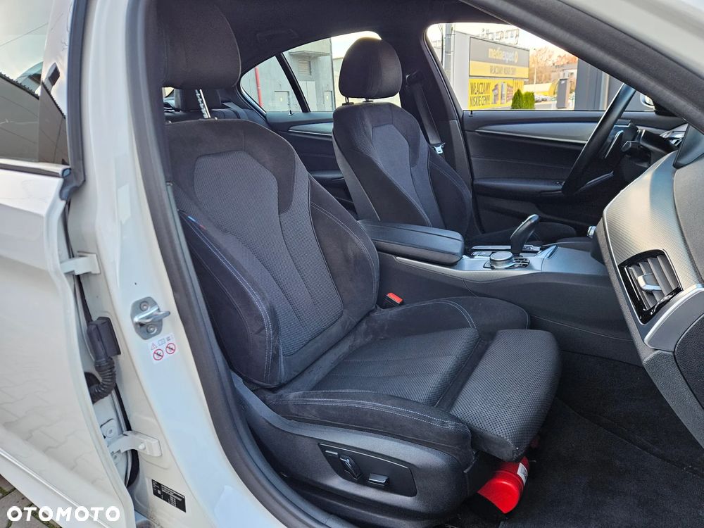 BMW Seria 5 520d xDrive M Sport sport - 8