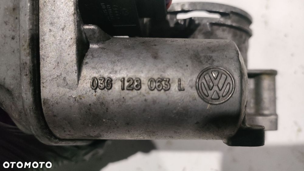 VOLKSWAGEN PASSAT B6 PRZEPUSTNICA 03G128063L - 2