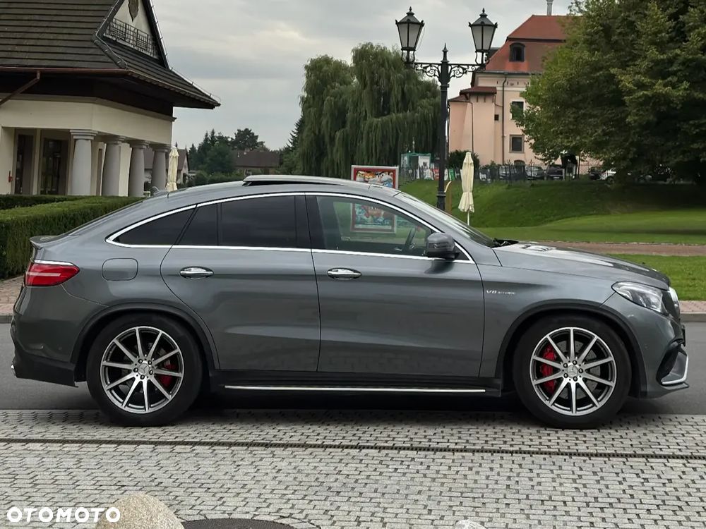 Mercedes-Benz GLE - 1