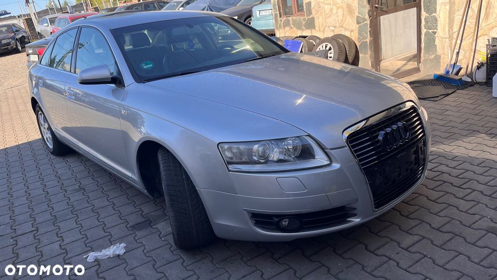 Audi A6 Limousine 2.4 - 20