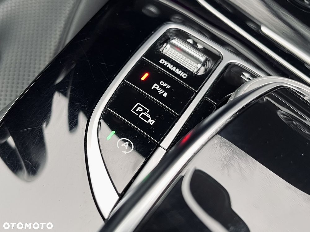 Mercedes-Benz CLS - 30