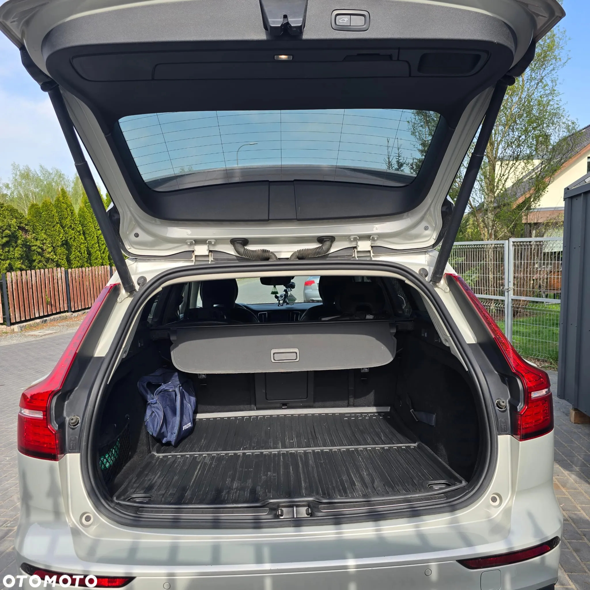 Volvo V60 Cross Country Pro D4 AWD - 2