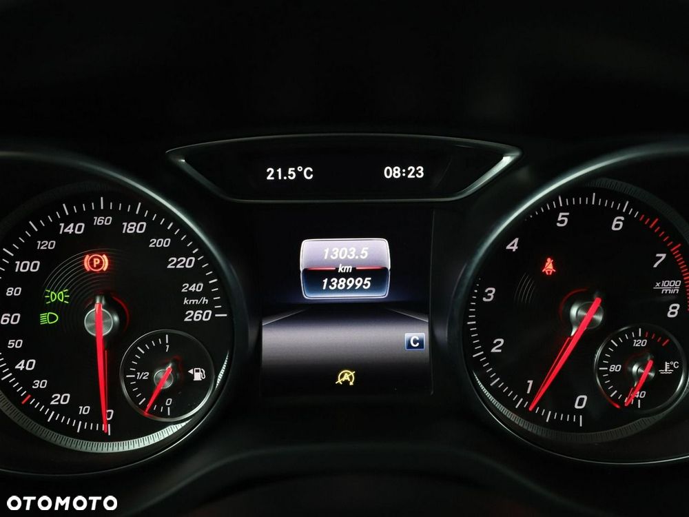 Mercedes-Benz GLA 250 AMG Line - 23