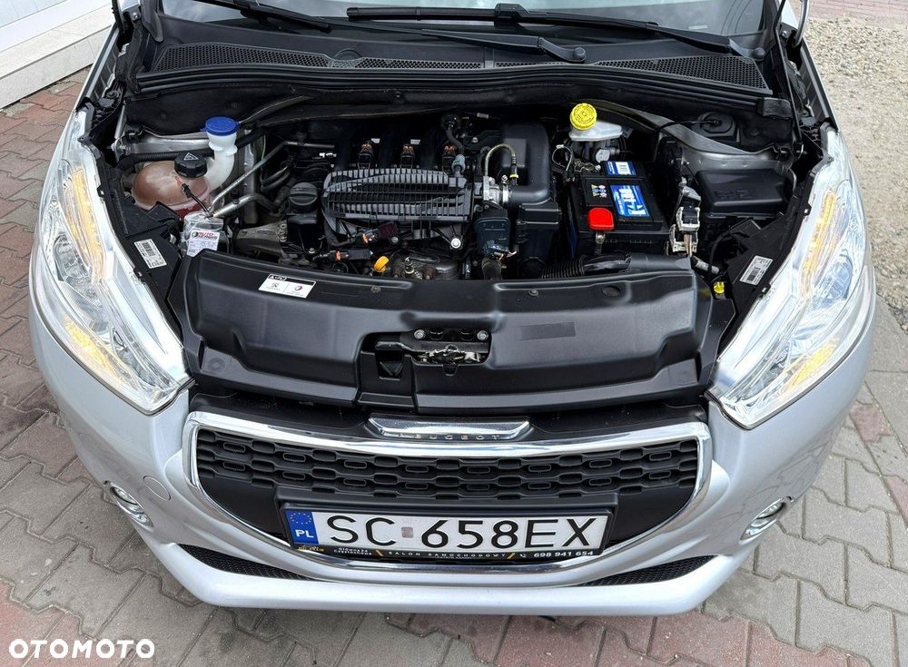 Peugeot 208 PureTech 82 Start & Stop Allure - 34