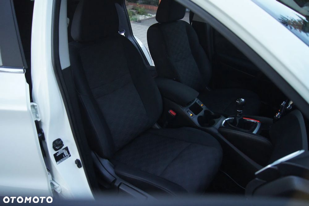 Nissan Qashqai 1.2 DIG-T 360 - 15