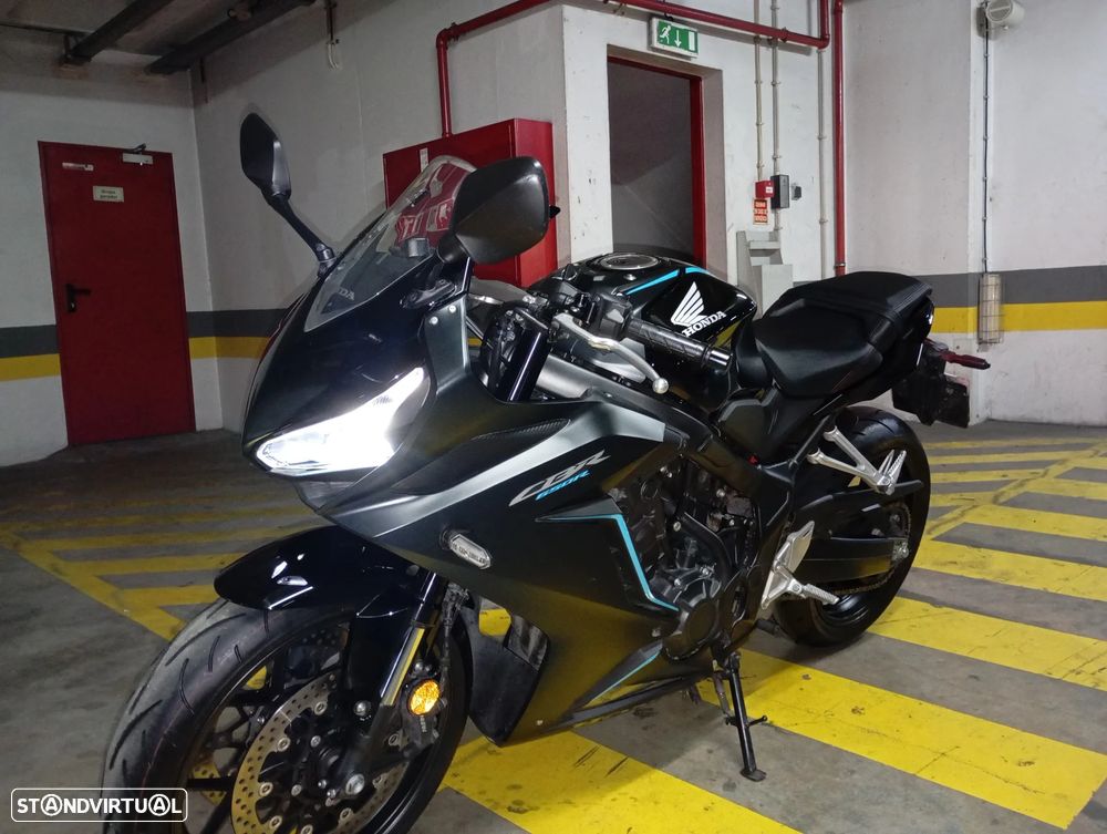 Honda CBR Black - 5