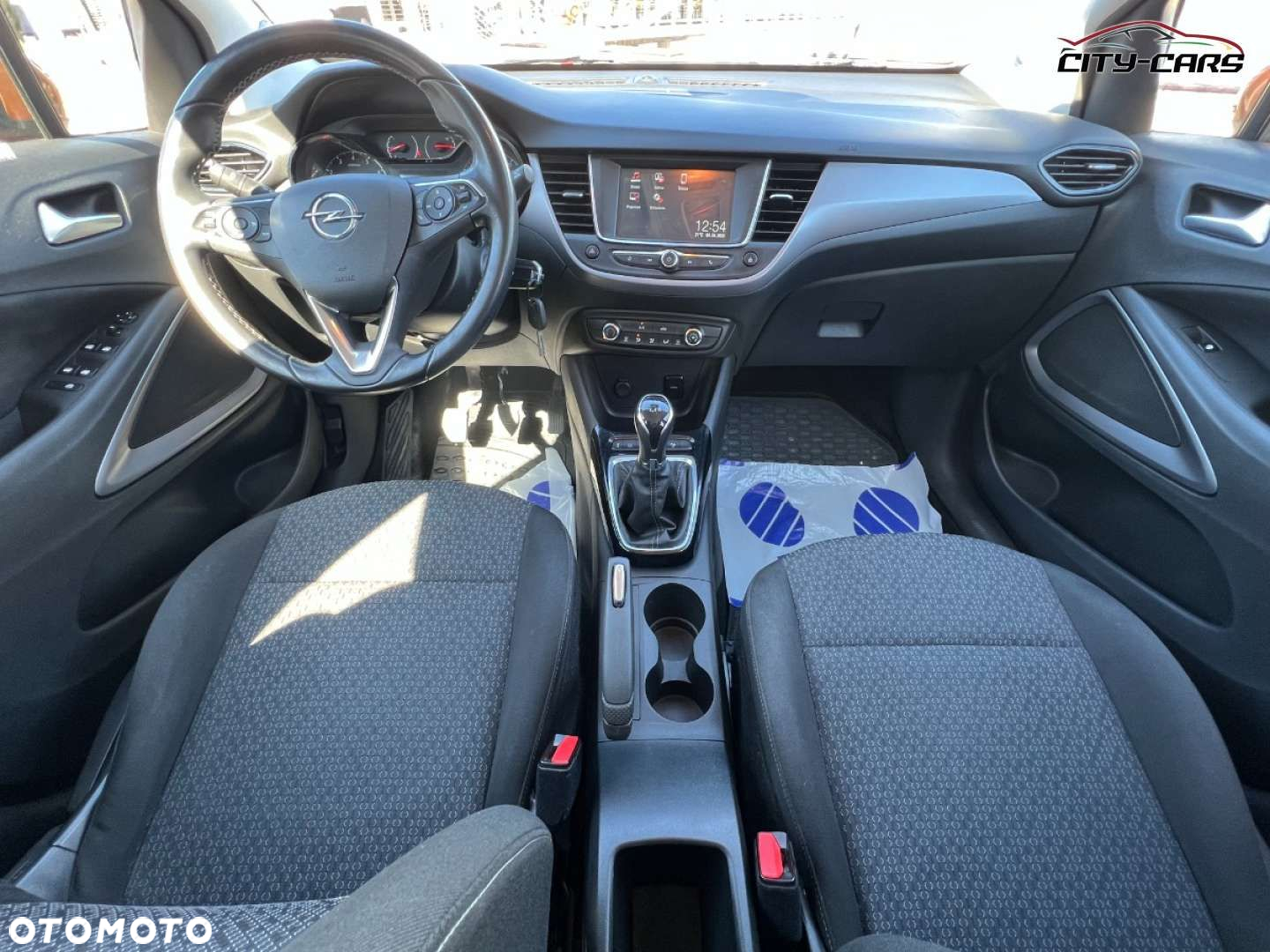 Opel Crossland X - 12