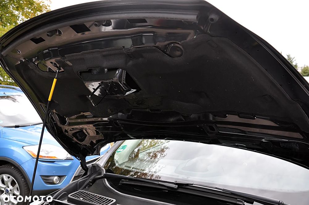 Ford Kuga - 34