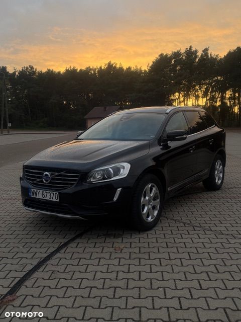 Volvo Xc60 2017 photo 2