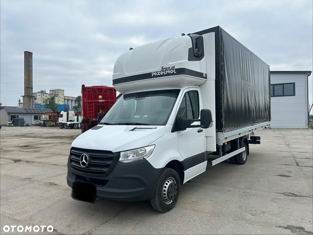 Mercedes-Benz Sprinter 517 - 1