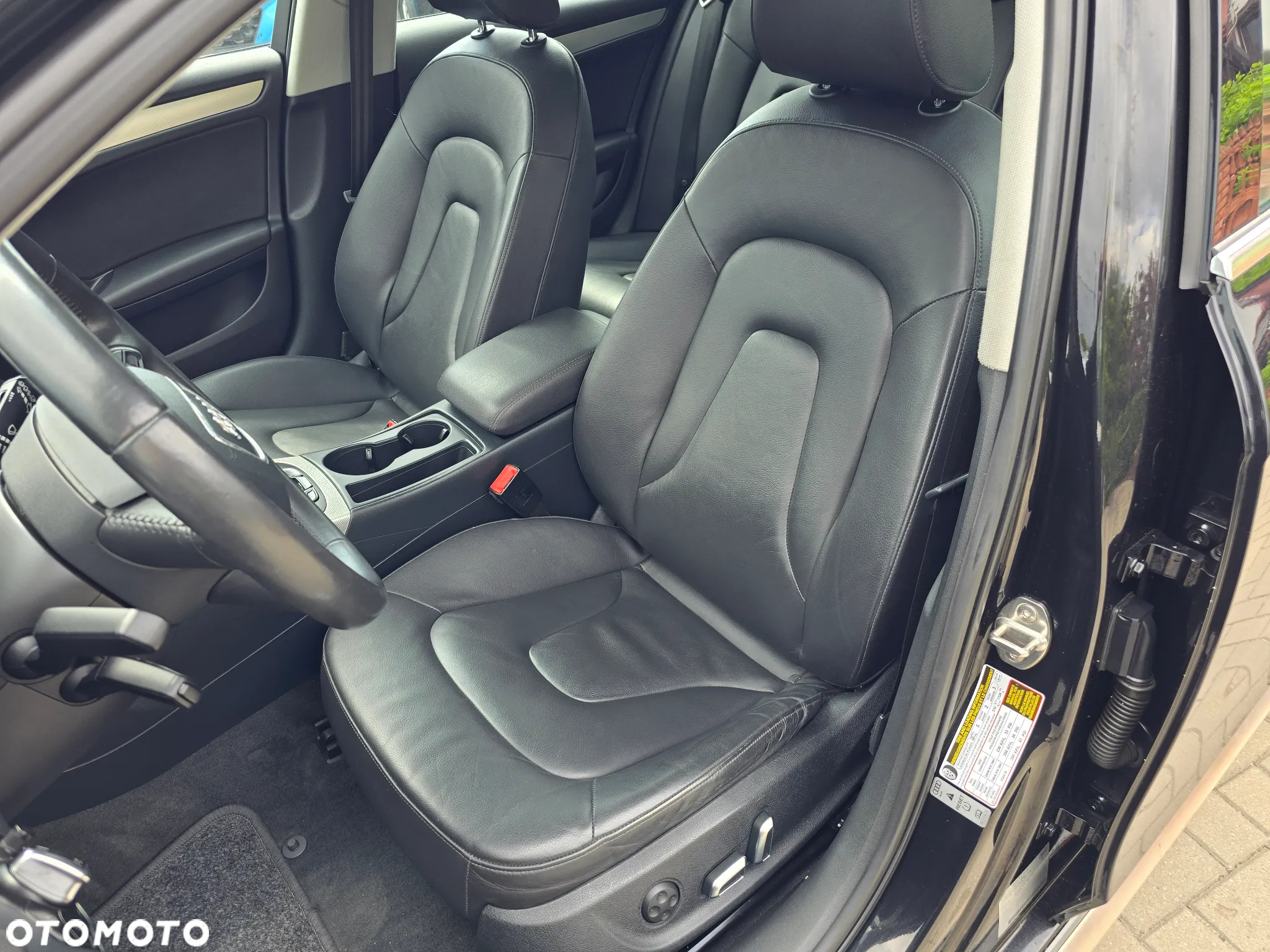 Audi A4 Allroad - 12