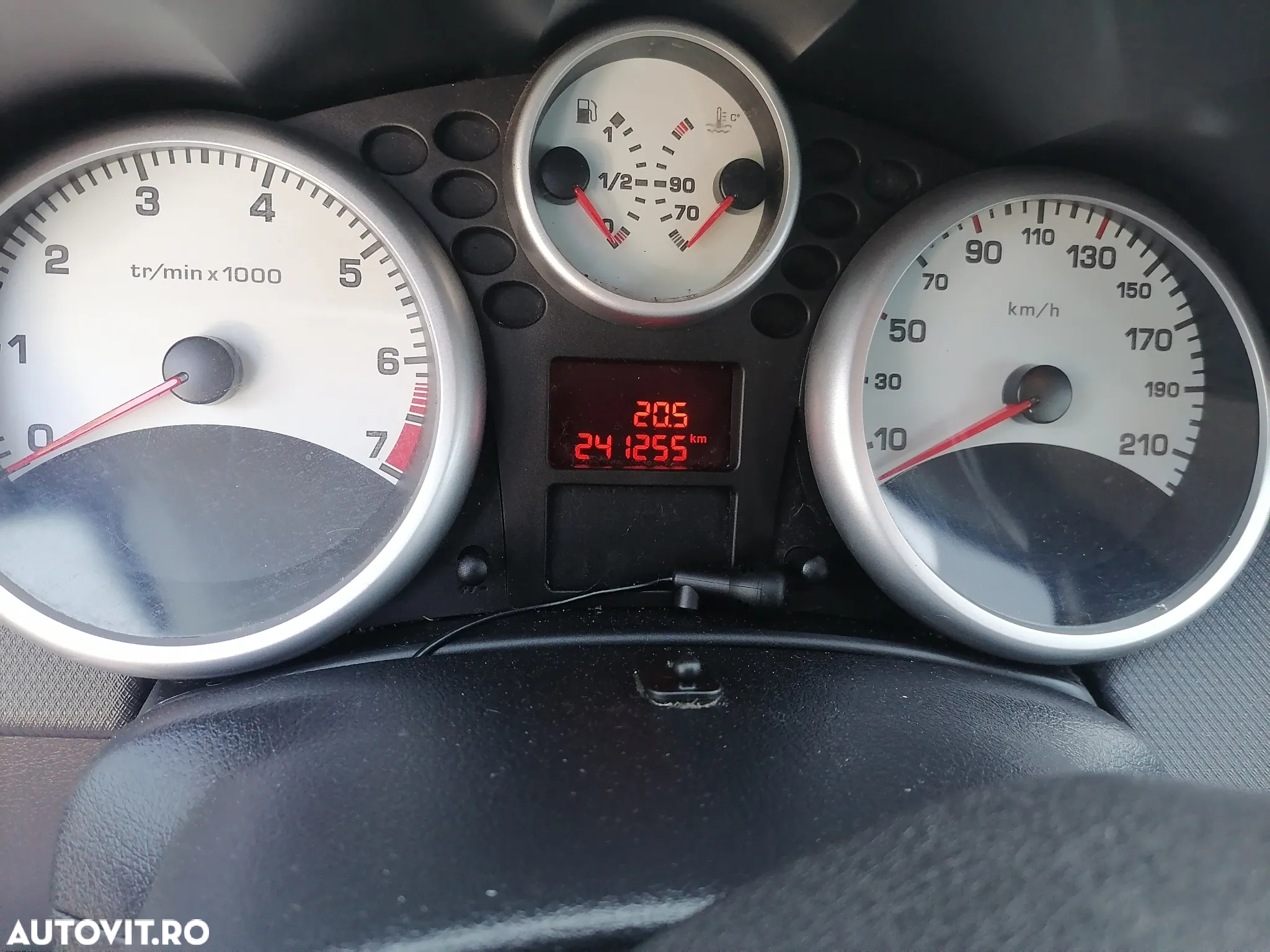 Peugeot 207 - 3