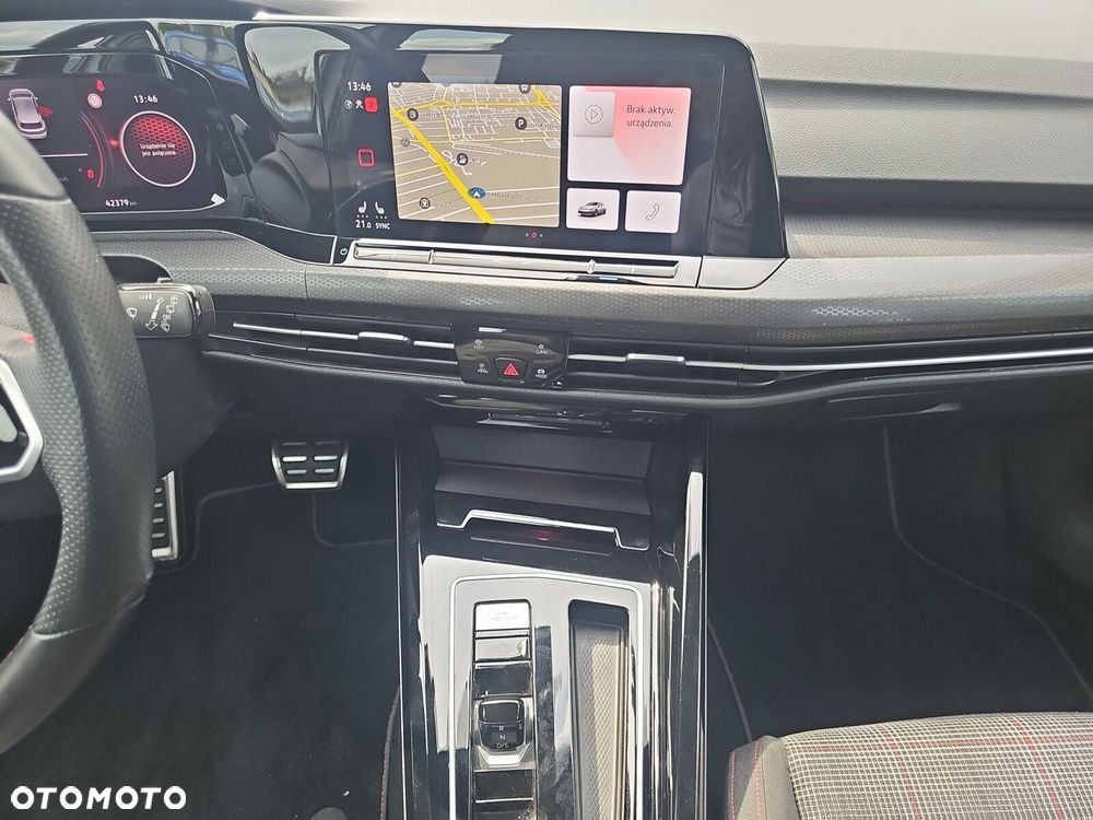 Volkswagen Golf - 15