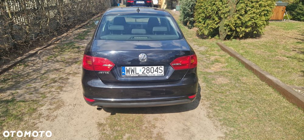 Volkswagen Jetta 1.2 TSI Comfortline - 2