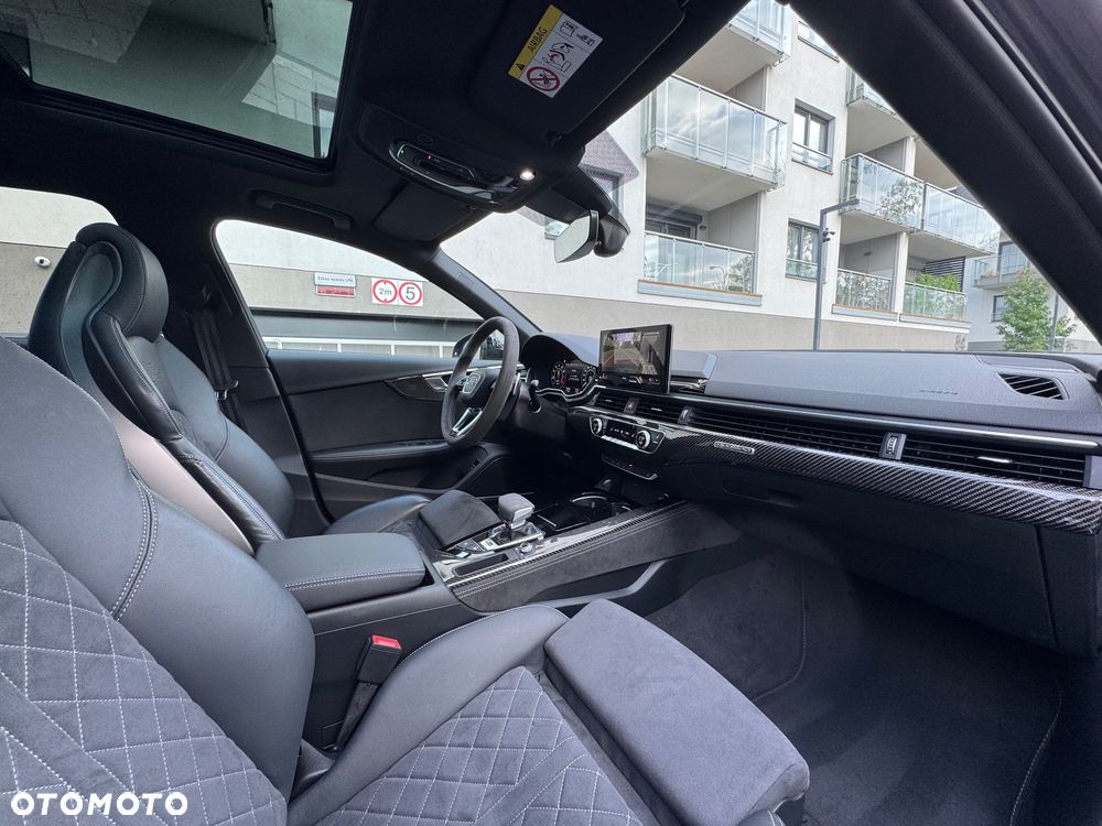 Audi RS4 Avant TFSI Quattro Tiptronic - 12