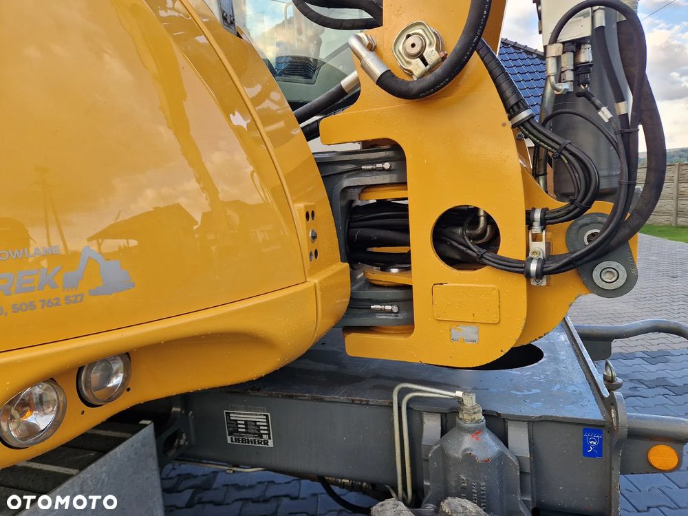 Liebherr A912 Compact - 19
