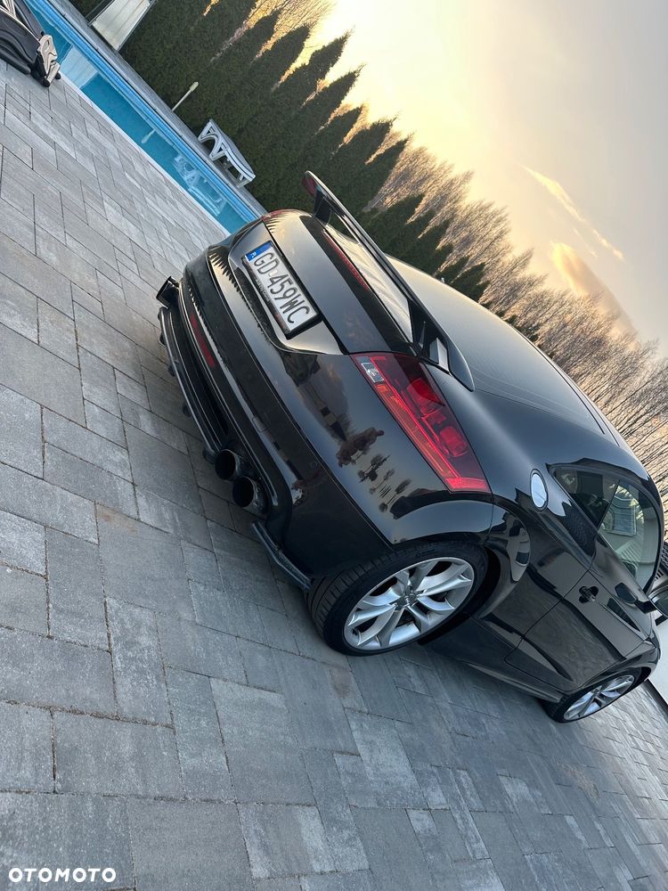 Audi TT S Coupé - 17