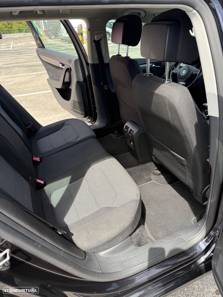 VW Passat Variant 2.0 TDi Confortline - 10