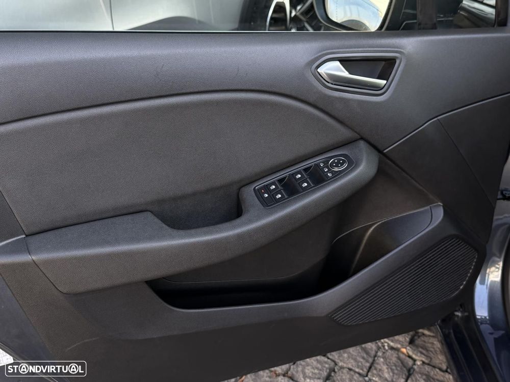 Renault Clio 1.0 TCe Intens - 24
