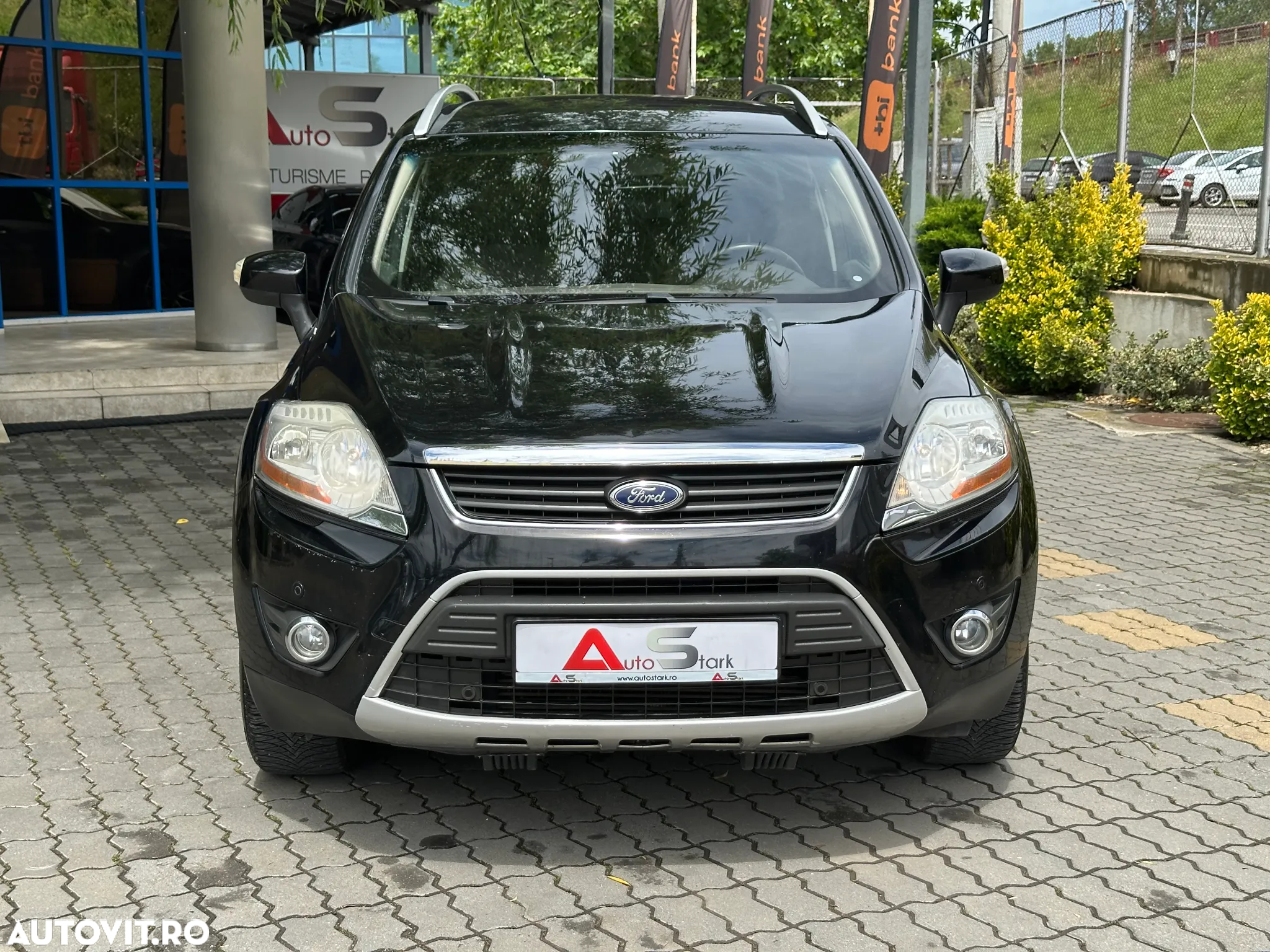 Ford Kuga 2.0 TDCi 2WD Trend - 12