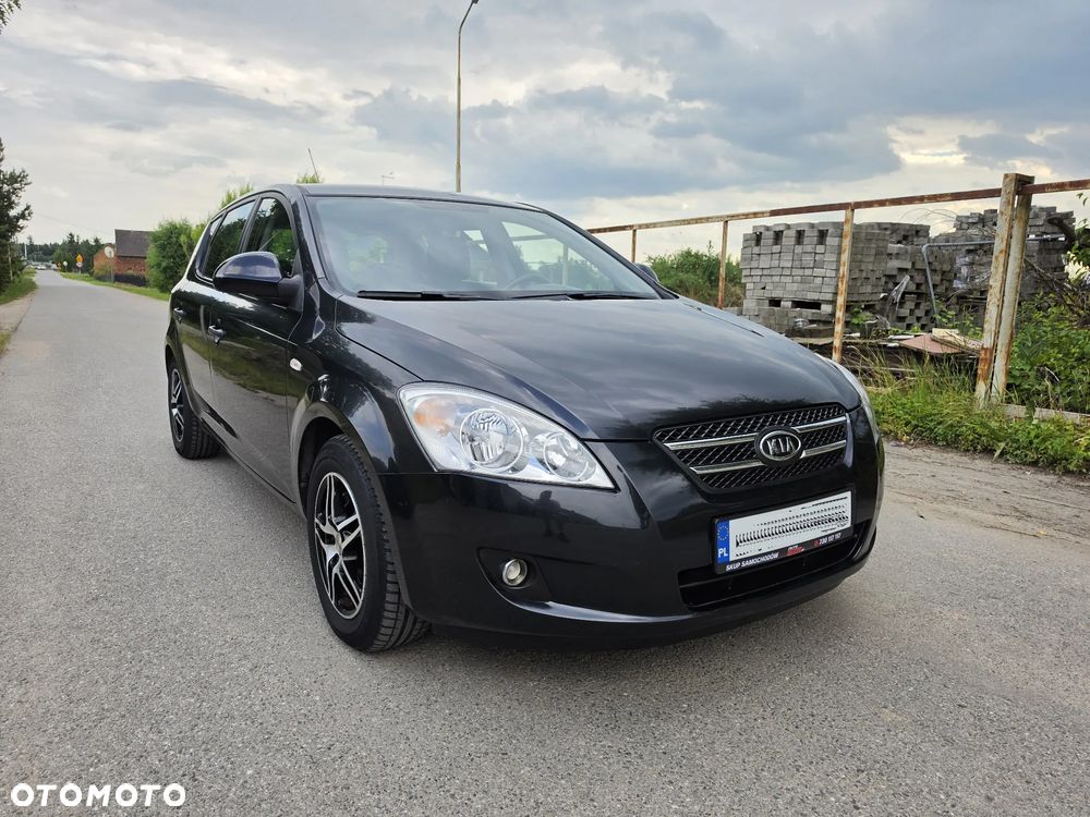 Kia Ceed 1.6 Comfort - 2