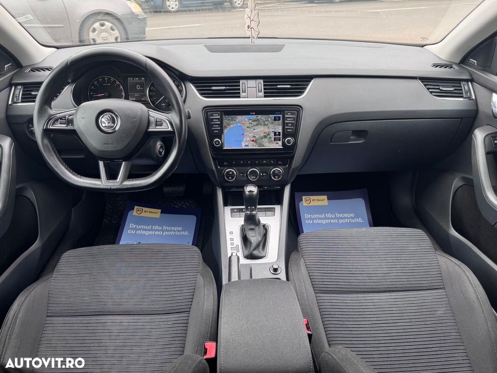 Skoda Octavia 1.6 TDI DSG Style - 19