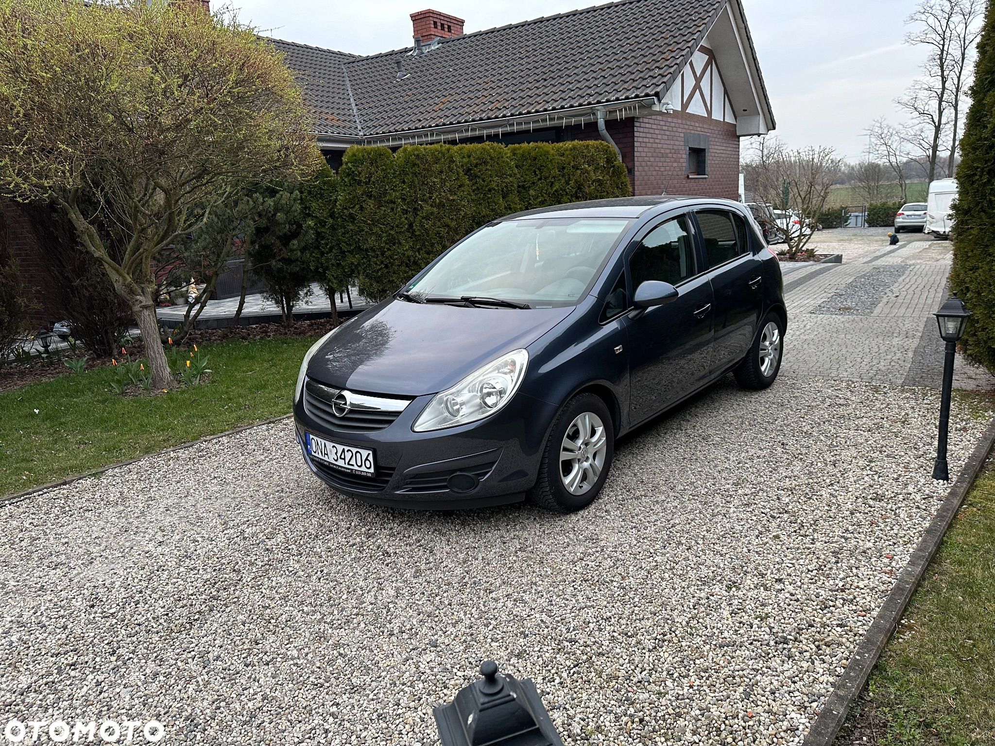 Opel Corsa - 1