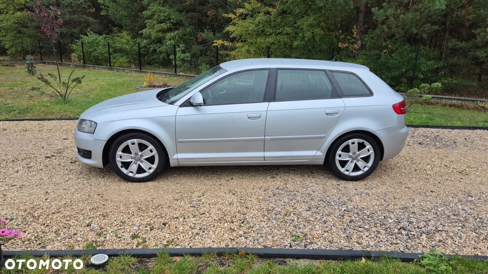 Audi A3 Sportback - 4