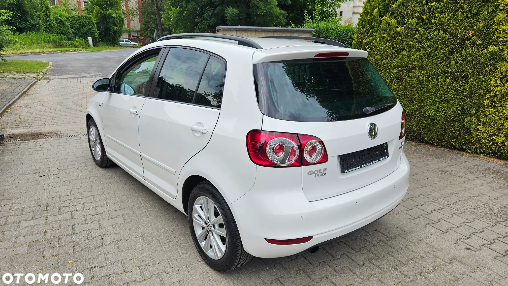 Volkswagen Golf Plus 1.6 TDI DPF MATCH - 4