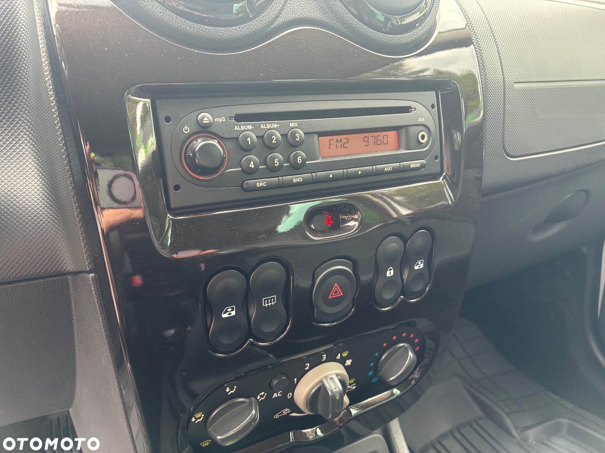 Dacia Duster - 11