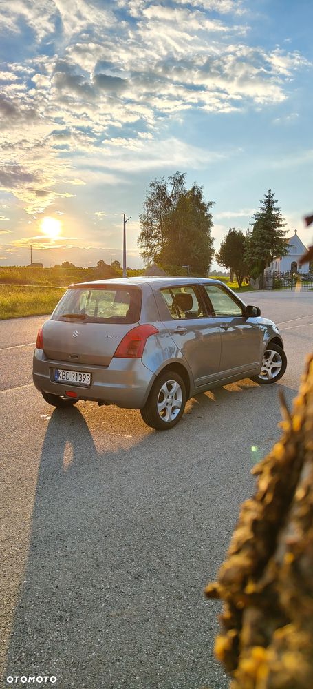 Suzuki Swift 1.3 GLX / Comfort - 6