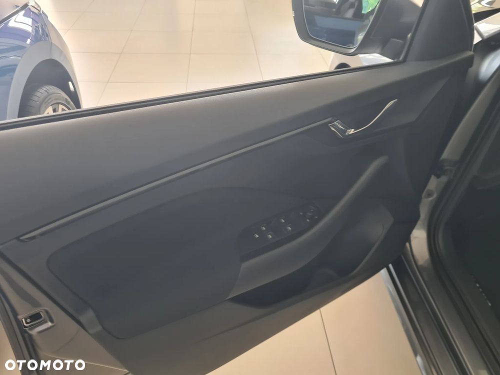 Skoda Kamiq 1.5 TSI Drive DSG - 9
