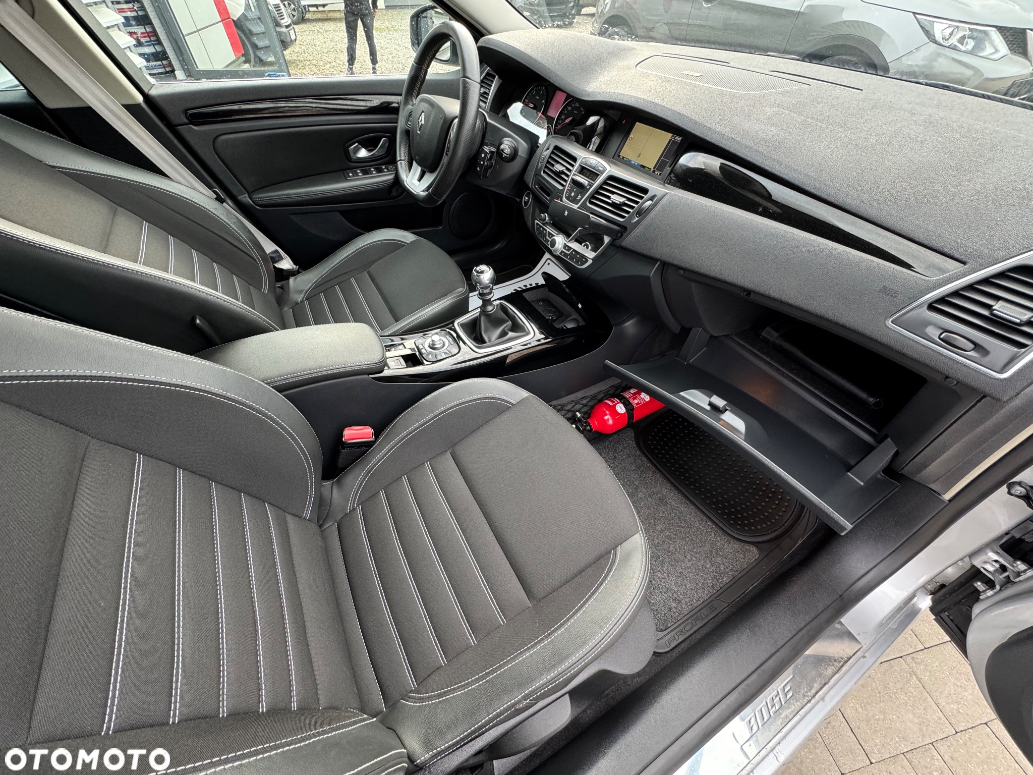 Renault Laguna Grandtour dCi 110 FAP Bose Edition - 14