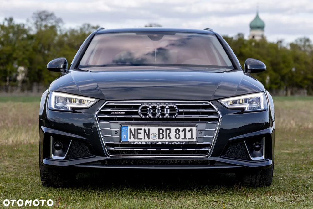 Audi A4 Avant 2.0 TDI DPF clean diesel quattro S tronic S line Sportpaket - 9