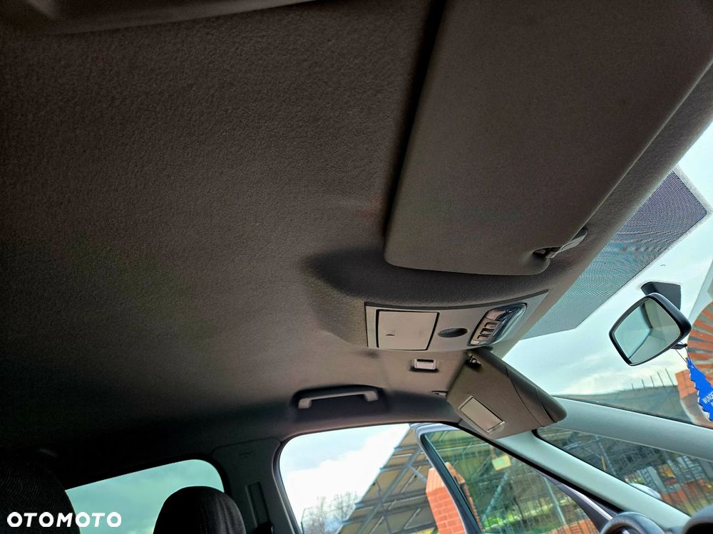 Ford S-Max 2.0 TDCi DPF Ambiente - 20