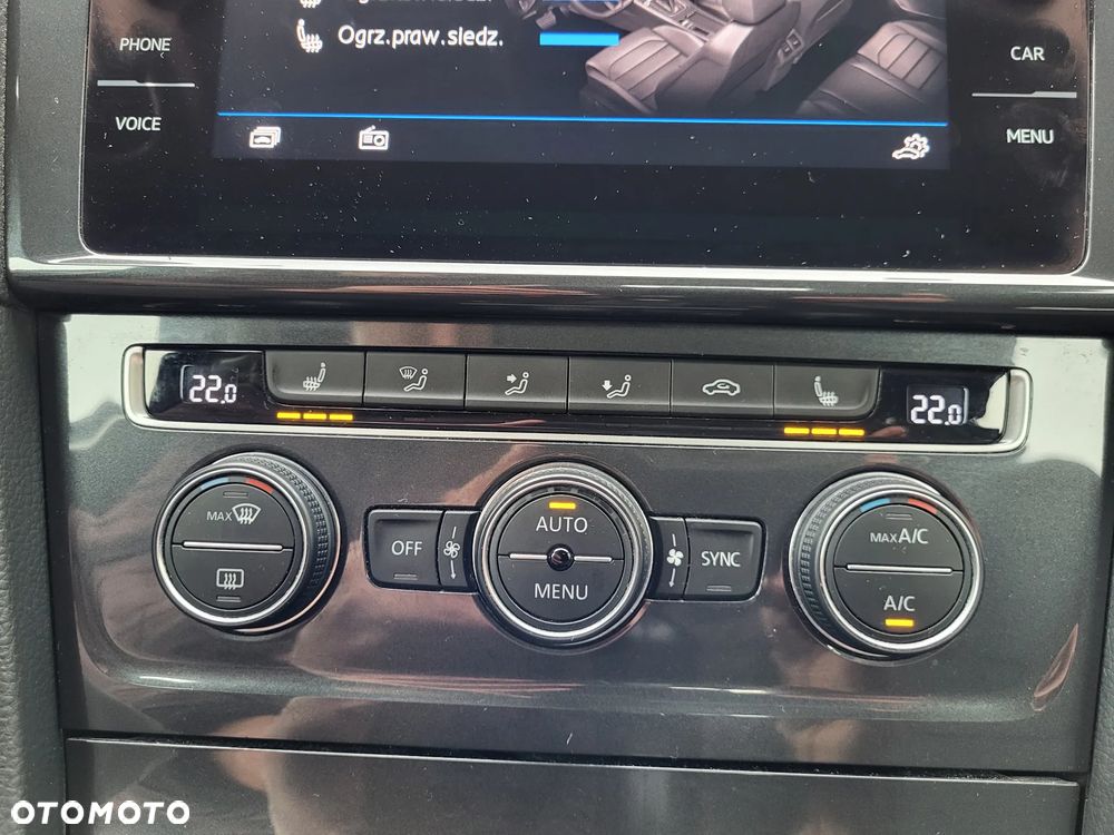 Volkswagen Golf 1.5 TSI BlueMotion ACT Highline - 29