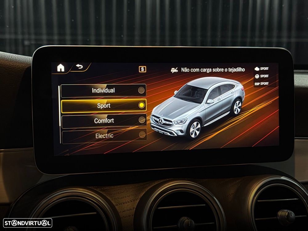 Mercedes-Benz GLC 300 de Coupe 4Matic 9G-TRONIC AMG Line - 29
